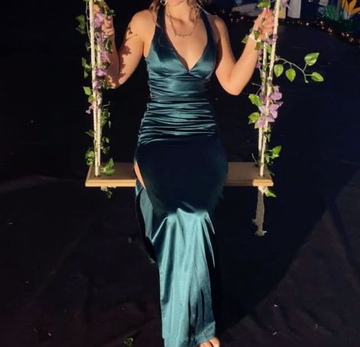 Niulatu Green Slit Evening Dress Backless Prom Dress HZ1007